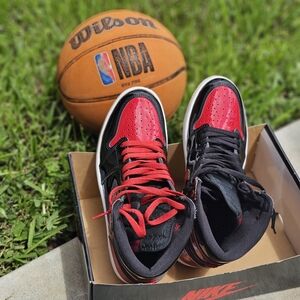 MEN'S NIKE AIR JORDAN 1 RETRO HIGH OG  BLACK/VARSITY RED-WHITE Sz US 11